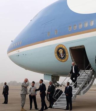 Obama lands in Iraq for 1st visit as president