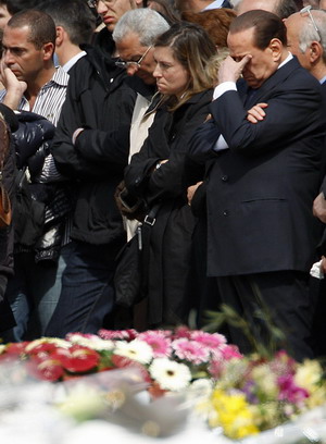 Italy holds state funeral as quake toll hits 289