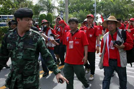 ASEAN-China Summit postponed due to 'red shirt' protest: Thai spokesman