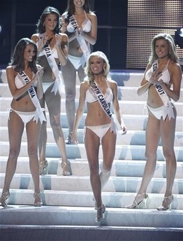 Miss North Carolina crowned Miss USA 2009