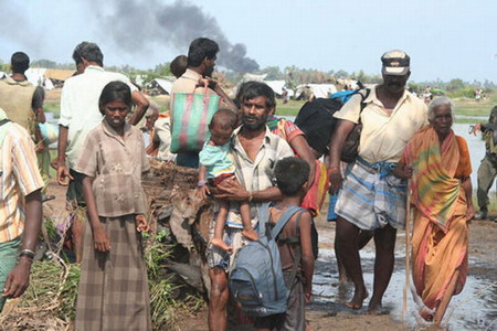 More civilians fleeing conflicting area in Sri Lanka