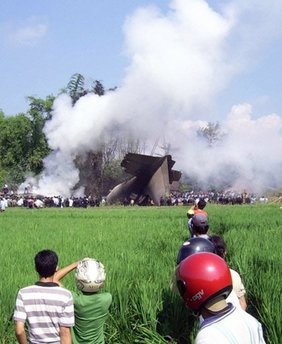 97 killed in Indonesian military plane crash