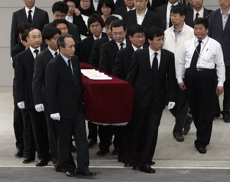 S. Korean people mourn for ex-President Roh