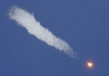Russia capsule blasts off for space station