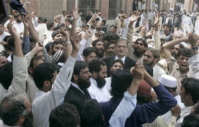 Pakistan court: Free alleged Mumbai-linked cleric