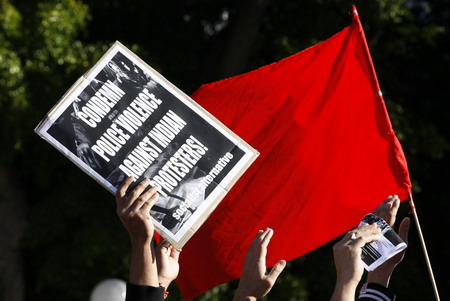 Indian students rally in Sydney over violent attacks