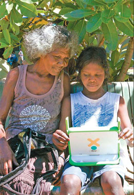 Free laptops allow Aussie kids to surf, tackle illiteracy