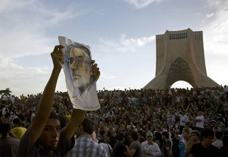 At least seven killed at Mousavi supporters rally: TV