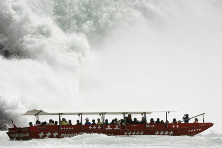 Sail in front of Rhine Falls