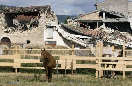 Quake shakes G8 summit venue in Italy
