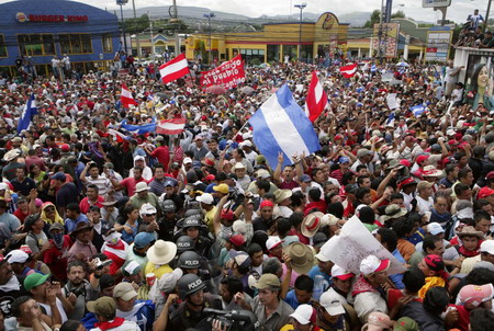 Honduras slides toward greater instability