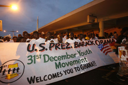 Obama lands in Ghana on historic Africa trip