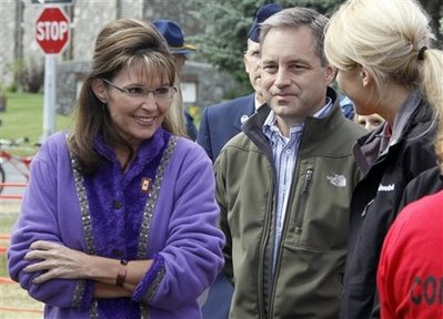 Palin steps down as Alaska governor