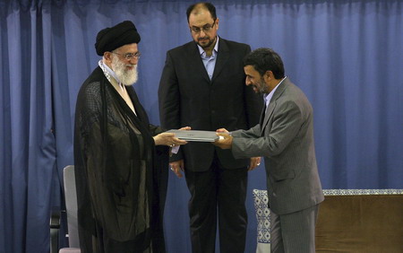 Ahmadinejad sworn in as Iran's president: radio