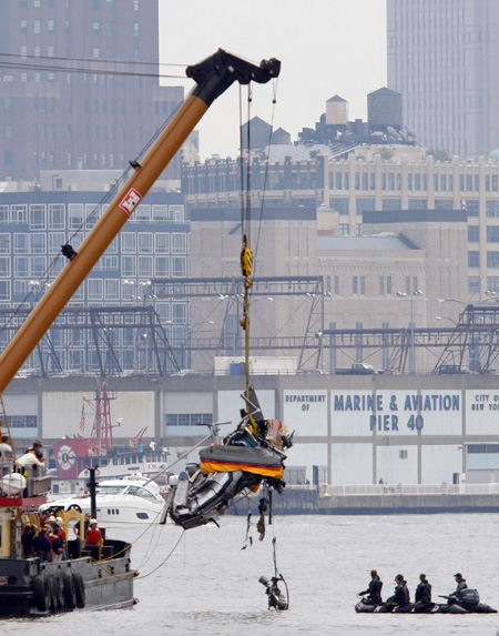 7 bodies pulled from Hudson after mid-air crash