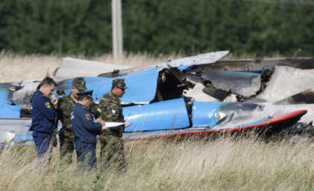 2 Russian jet fighters collide in air show rehearsal