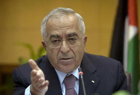 Palestinian PM seeks aid for embryo state