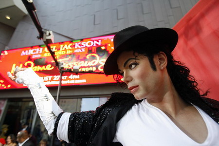 Michael Jackson wax figure unveiled in Hollywood