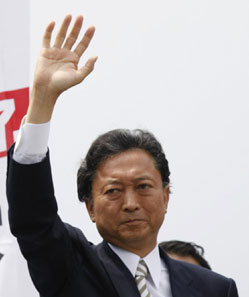 A look at rival leaders in Japan election