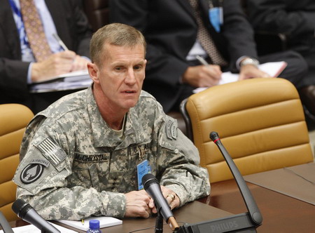 US general sends Afghan war review to Pentagon