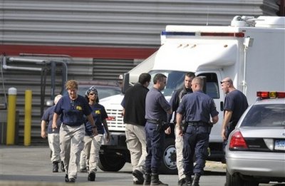 Police: Body found inside Yale lab building