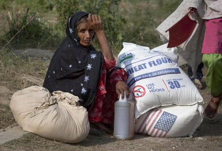 18 Pakistani women die in stampede for free flour