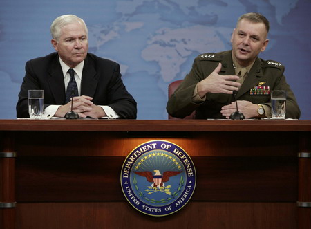 Gates: Mistake to set Afghan withdrawal timelines