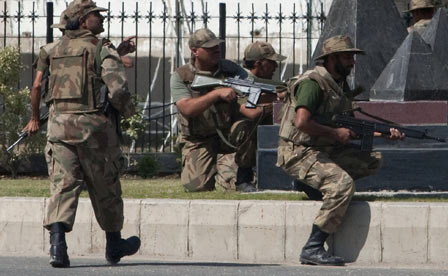 Gunmen hold hostages in Pakistan army headquarters