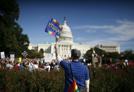 Tens of thousands rally for gay rights in DC