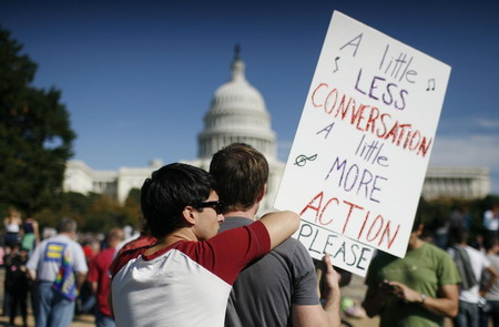 Tens of thousands rally for gay rights in DC