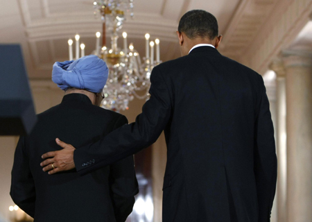 Obama hails US-India ties amid talks with Singh