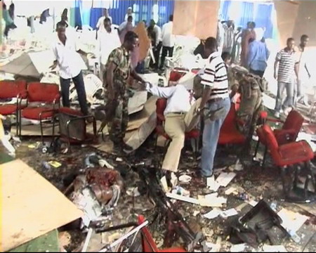 Suicide bomber hits Somali graduation, 22 dead