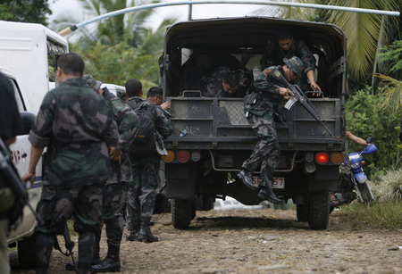 Philippines lifts martial law in south