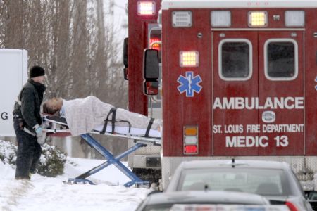 1 killed, 4 injured in St. Louis factory shooting