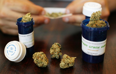 LA votes to close most marijuana clinics