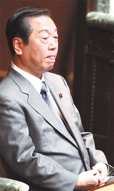 Japan poll: Most want DPJ's Ozawa to quit