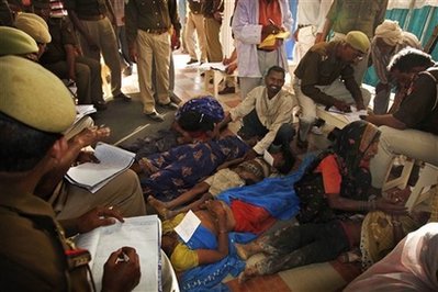 India: 63 dead, dozens injured in temple stampede