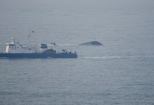 Rescue continues in ROK naval ship sinking, 46 still missing