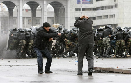 Opposition says it leads Kyrgyzstan after uprising