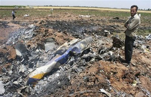 Plane with 104 aboard crashes in Libya