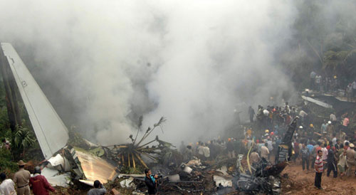 Plane crashes in India, 159 feared dead, 7 alive