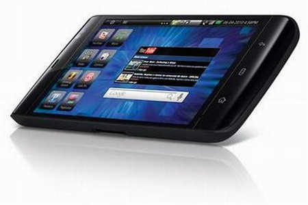 Dell's Streak readies for battle with iPad