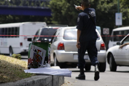 Suspected drug gangs dismember Mexico warden