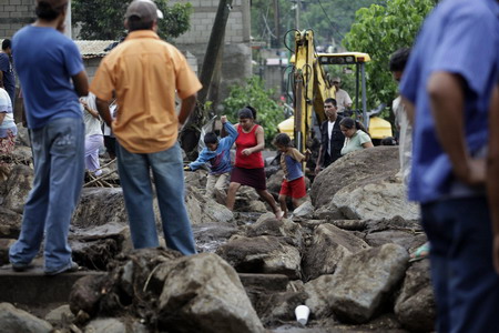 Tropical storm kills 86 in Central America