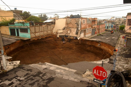 Tropical storm kills 86 in Central America