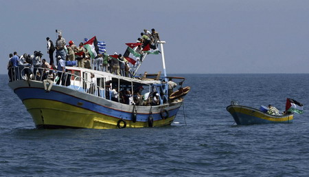 Israeli forces attack aid flotilla, 16 dead
