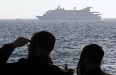 Bloody Israeli raid on flotilla sparks crisis