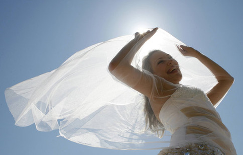 Parading brides: Married women experience wedding day again