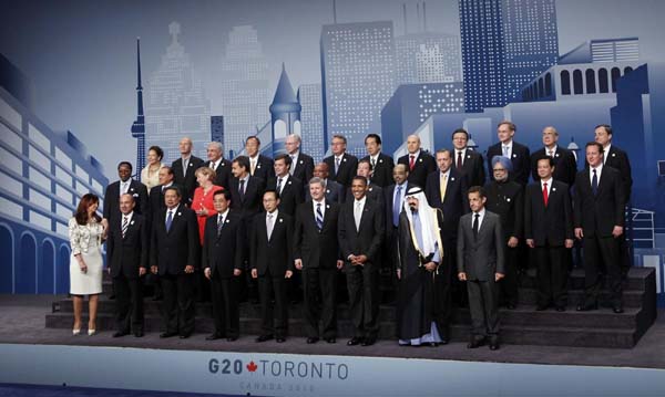 G20 walks tightrope between growth, deficits