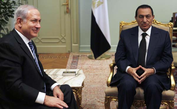 Egyptian president meets Mideast parties to promote peace process